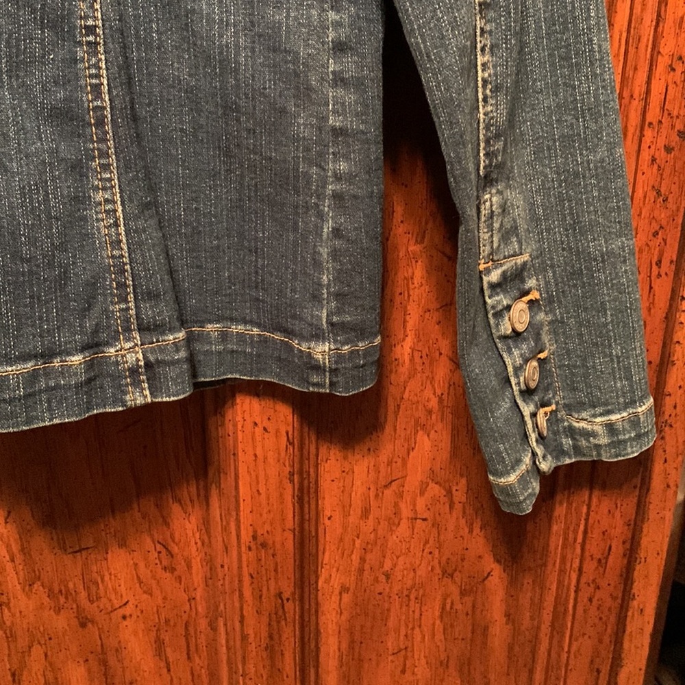 Villager By Liz Claiborne Denim Jacket Size 8 Womens - Picture 3 of 8